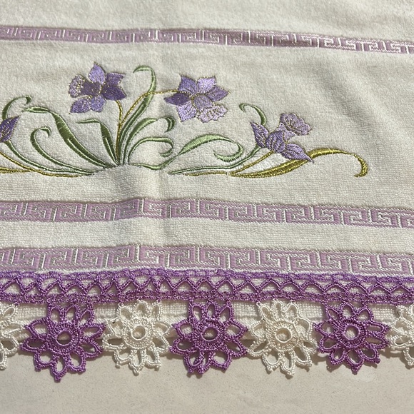 Turkish Embroidered Cotton Hand Towels with crochet purple and white - Picture 3 of 7